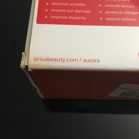 Sirius Aurora Handheld System For Wrinkles, Acne & Hyperpigmentation - Picture 14 of 16